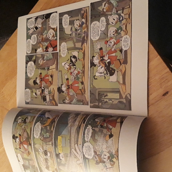 Disney's Duck Tales Comic Book 2018 full color 32 pages - Picture 5 of 5